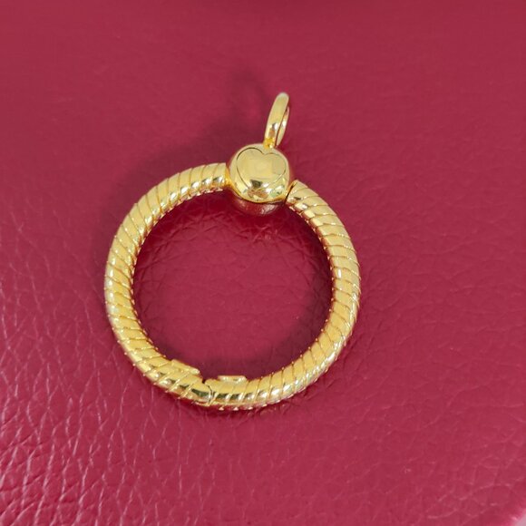 Pandora Shine Moments Small O Pendants Gold Plated